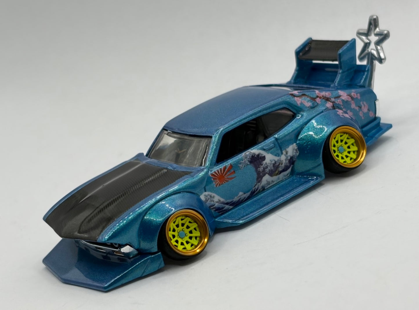 Nissan Laurel 2000SGX Bosozoku