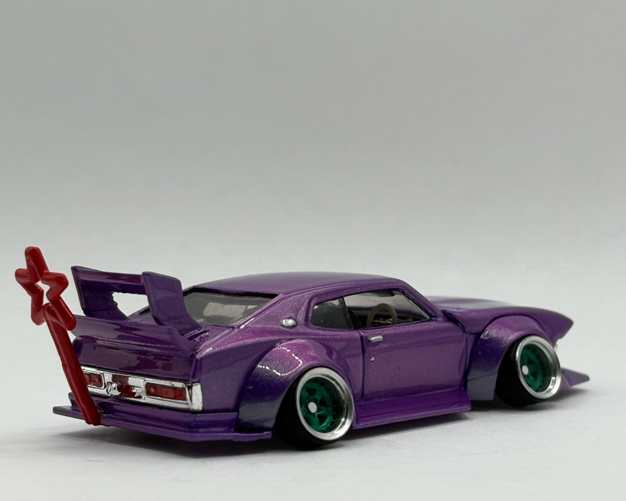 Nissan Laurel 2000SGX Bosozoku