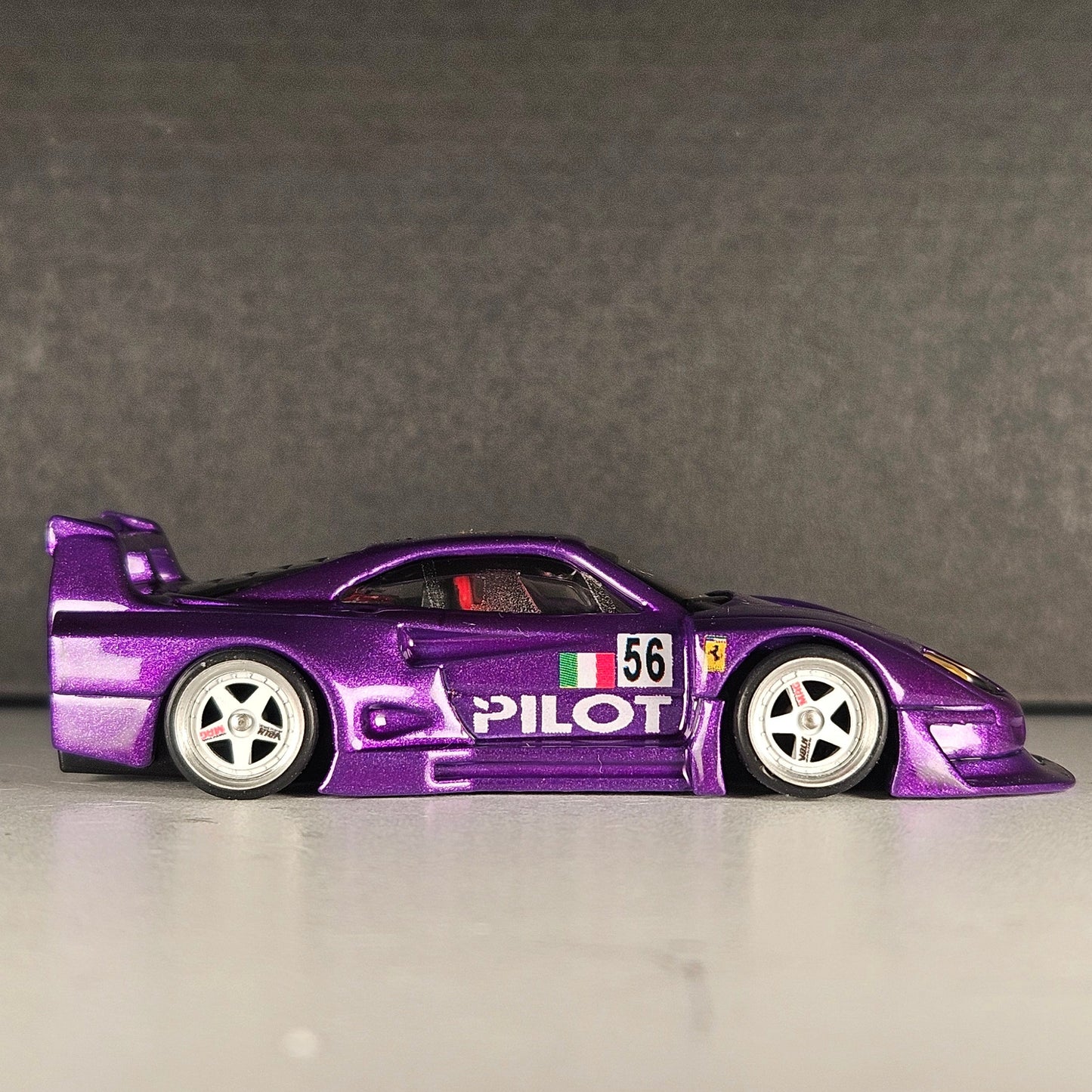 Ferrari F40 Street Legend